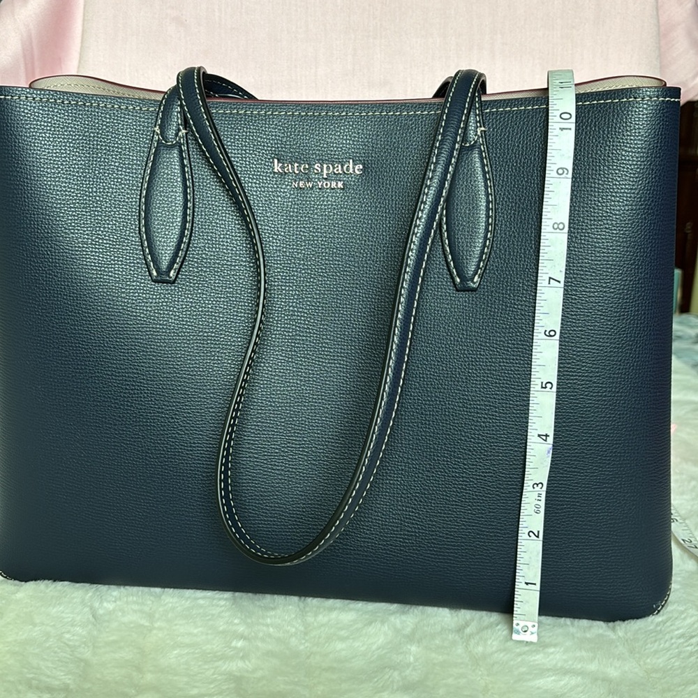 Kp Tote With Open Top With Dog Clip Closure With … - image 6